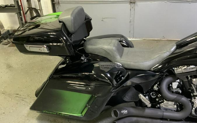 2014 Harley-Davidson Street Glide FLHXS Special