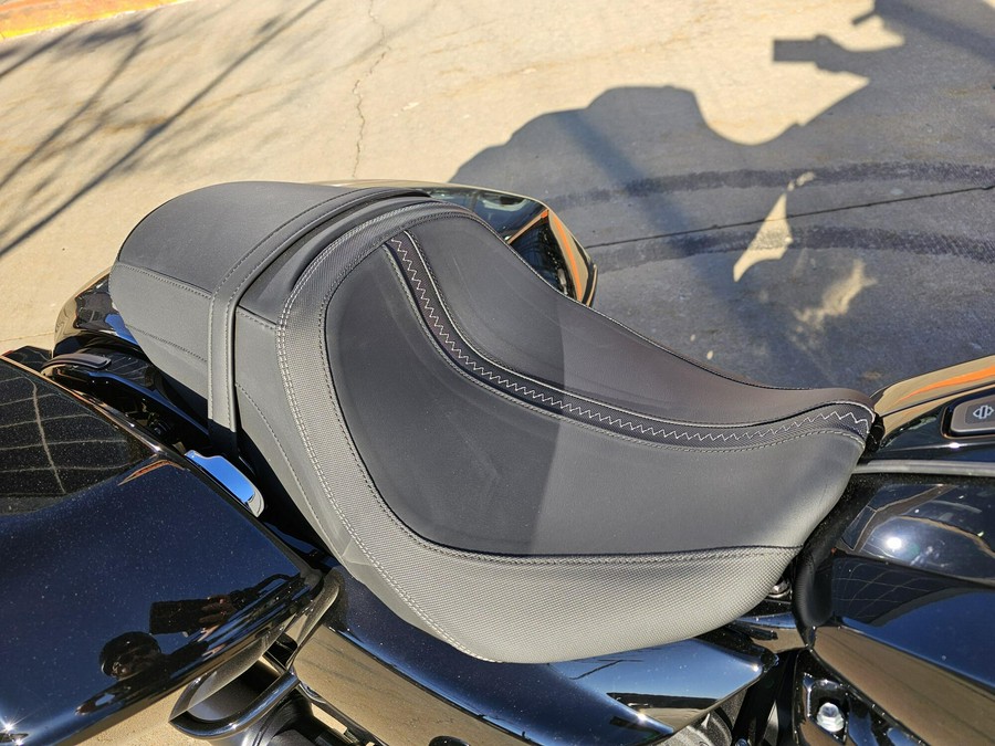 FLTRX 2026 Road Glide