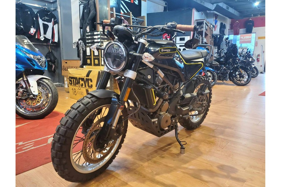 2019 Husqvarna Motorcycles SVARTPILEN 401