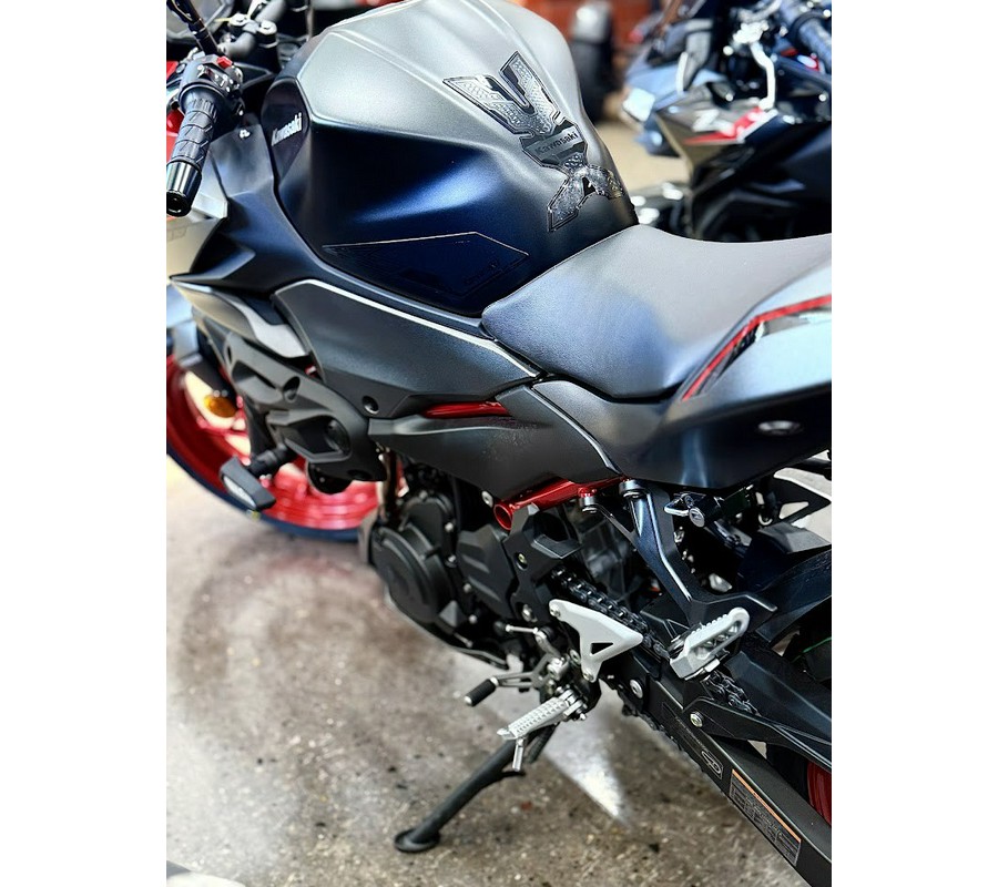 2025 Kawasaki Z500 SE ABS