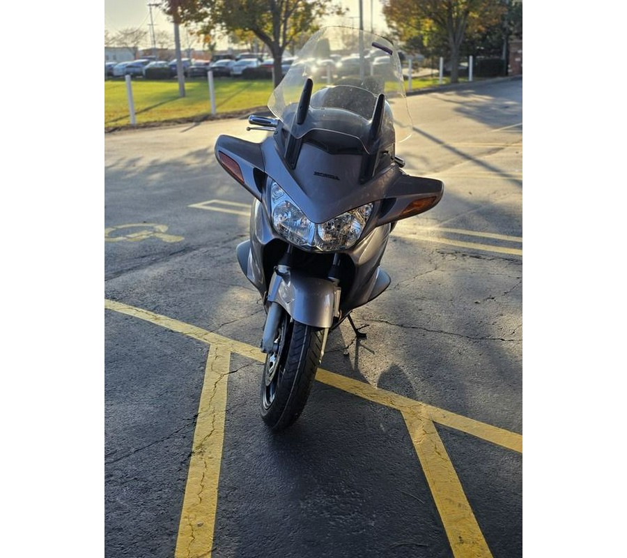 2003 Honda ST1300