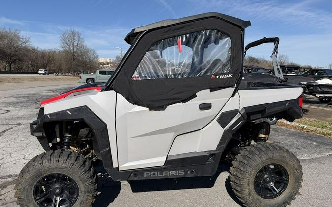 2025 Polaris® General 1000 Sport