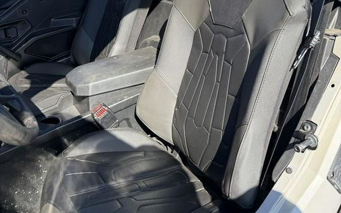 2025 Polaris® General 1000 Sport