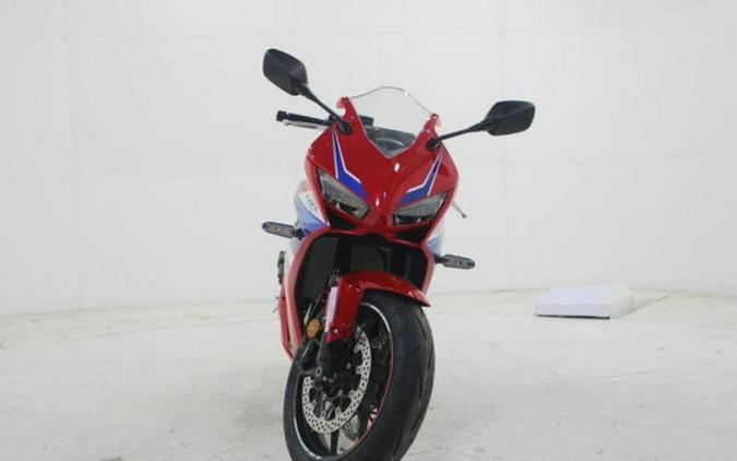 2026 Honda CBR650R E-Clutch