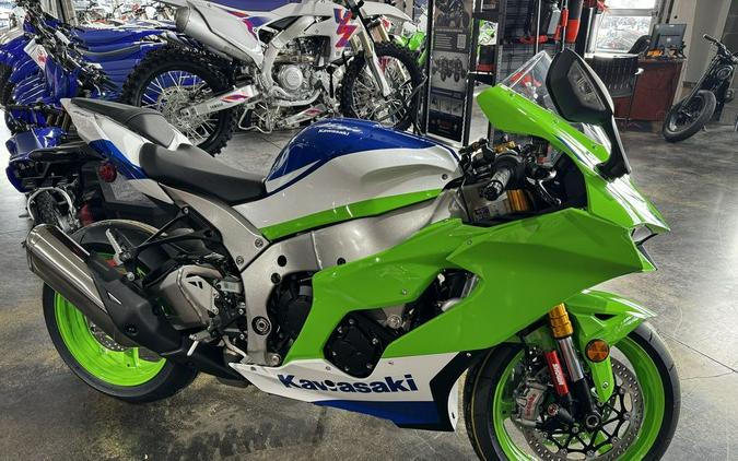 2024 Kawasaki Ninja® ZX™-10R 40th Anniversary Edition ABS