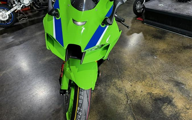 2024 Kawasaki Ninja® ZX™-10R 40th Anniversary Edition ABS