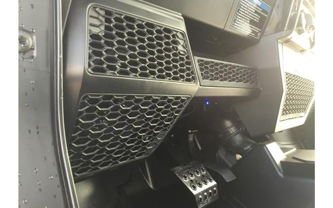 2025 Polaris Ranger® Crew XD 1500 NorthStar Edition Ultimate- GHOST WHITE