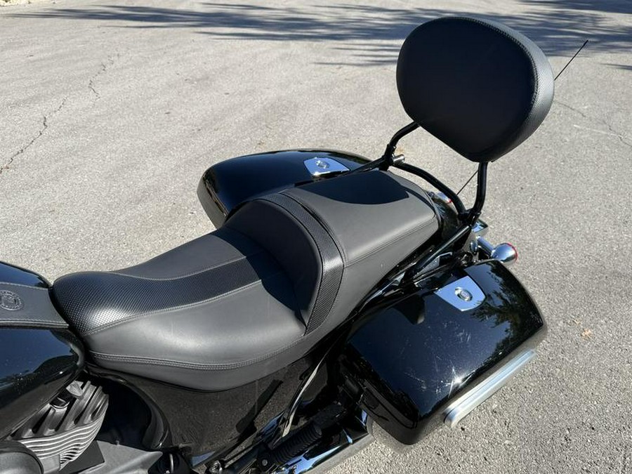 2022 Indian Motorcycle® Chieftain® Black Metallic