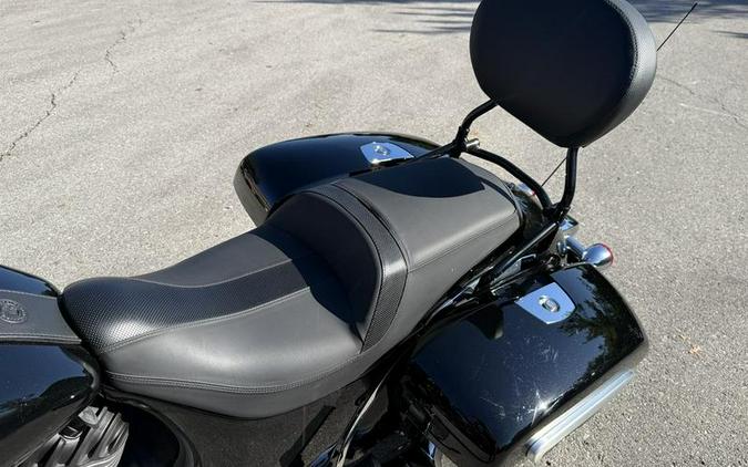2022 Indian Motorcycle® Chieftain® Black Metallic