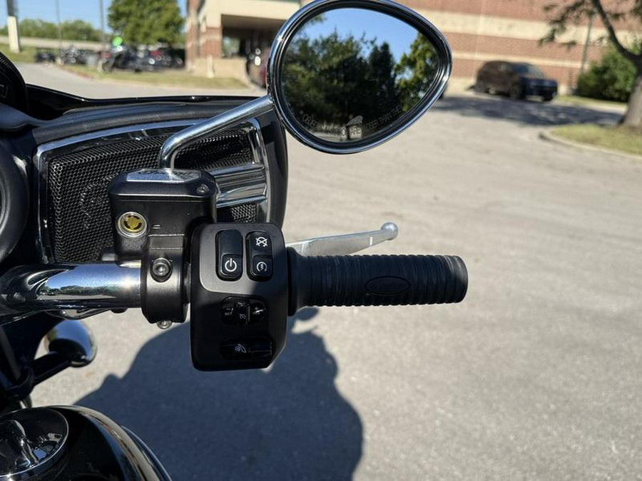 2022 Indian Motorcycle® Chieftain® Black Metallic