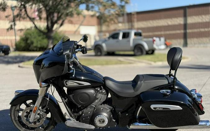 2022 Indian Motorcycle® Chieftain® Black Metallic