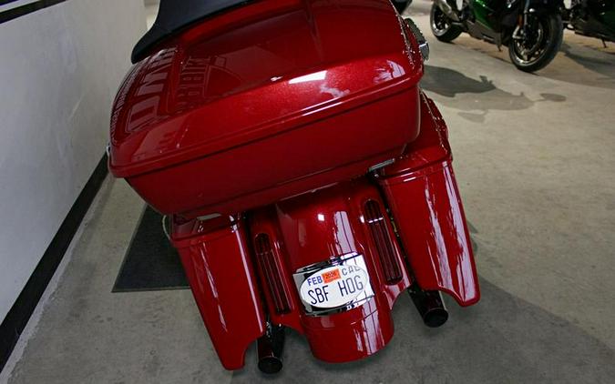 2016 Harley-Davidson® FLHXSE - CVO™ Street Glide®