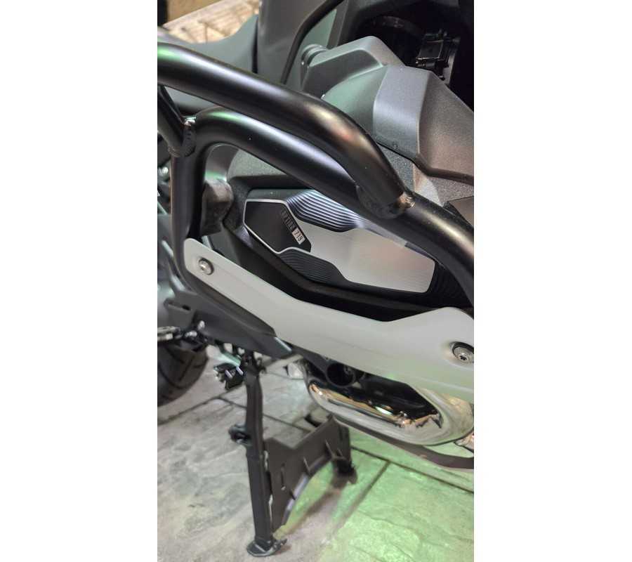 2026 BMW Motorrad R 1300 GS Adventure | $2,500 Cash Rebate