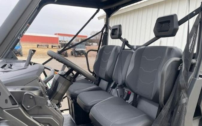 2026 Can-Am Defender 6x6 XT
