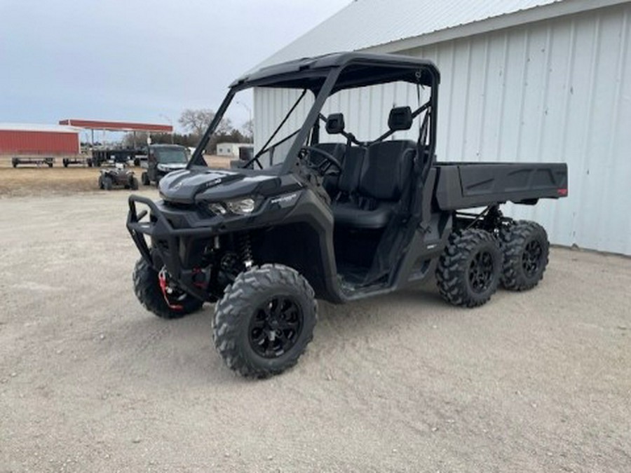 2026 Can-Am Defender 6x6 XT