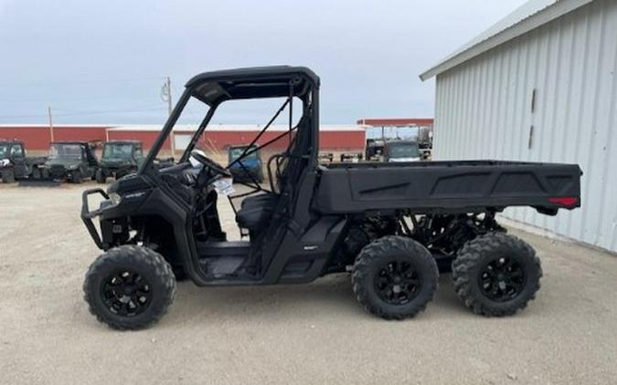 2026 Can-Am Defender 6x6 XT
