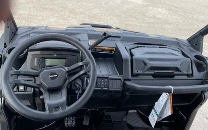 2026 Can-Am Defender 6x6 XT