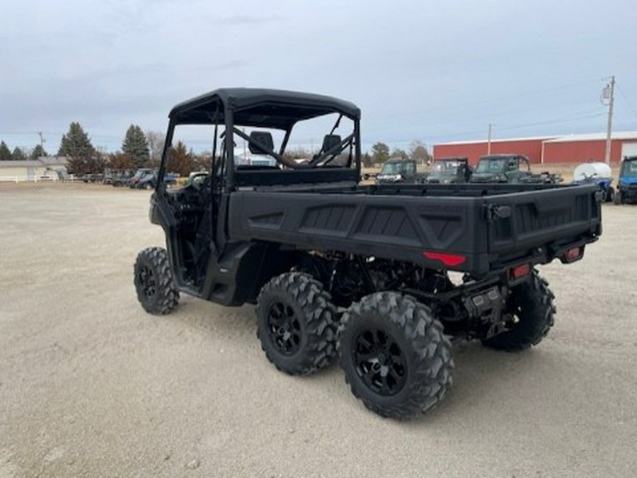 2026 Can-Am Defender 6x6 XT
