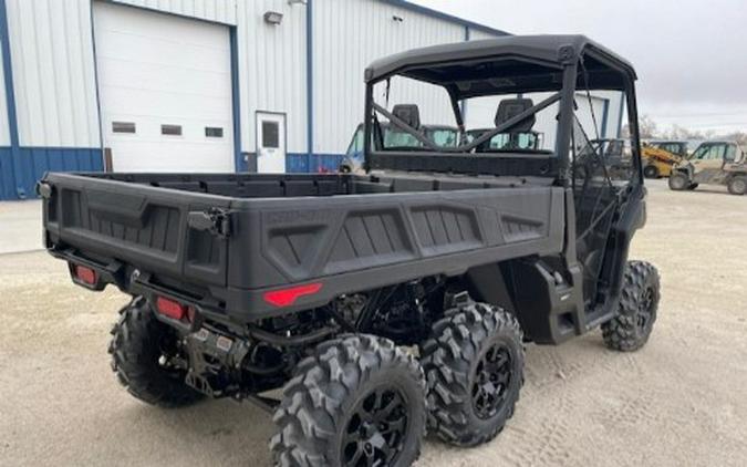 2026 Can-Am Defender 6x6 XT