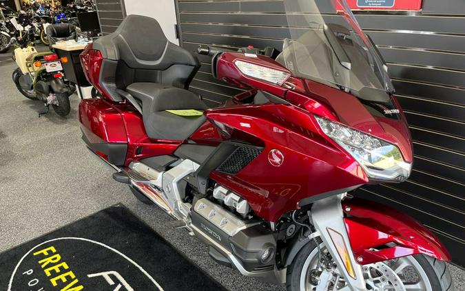 2023 Honda GOLDWING TOUR - Candy Ardent Red