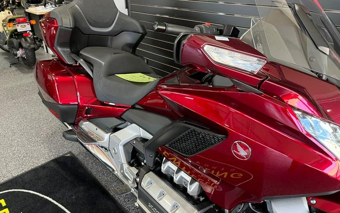 2023 Honda GOLDWING TOUR - Candy Ardent Red