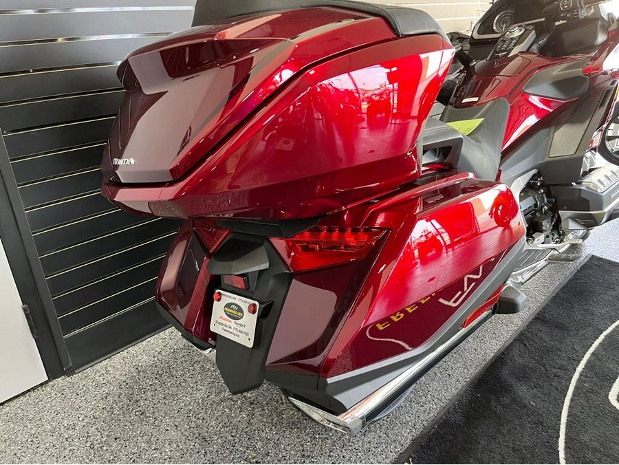2023 Honda GOLDWING TOUR - Candy Ardent Red