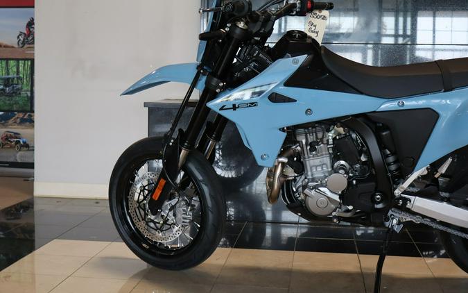 2025 Suzuki DR-Z 4SM BASE