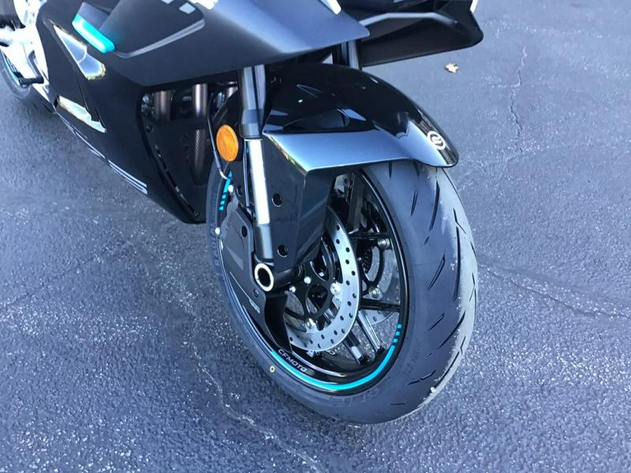 2026 CFMOTO 675SS
