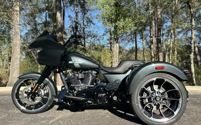 FLTRT 2026 Road Glide 3