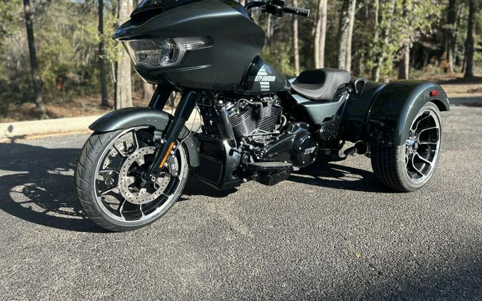 FLTRT 2026 Road Glide 3