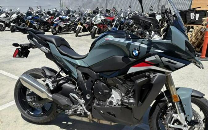 2026 BMW S 1000 XR