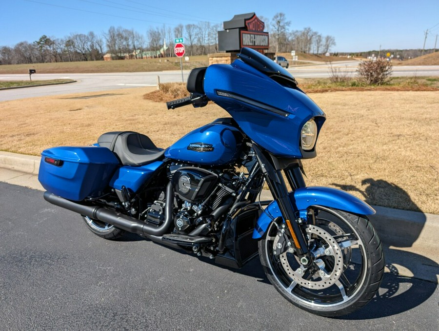 2024 Harley-Davidson Street Glide® Blue Burst
