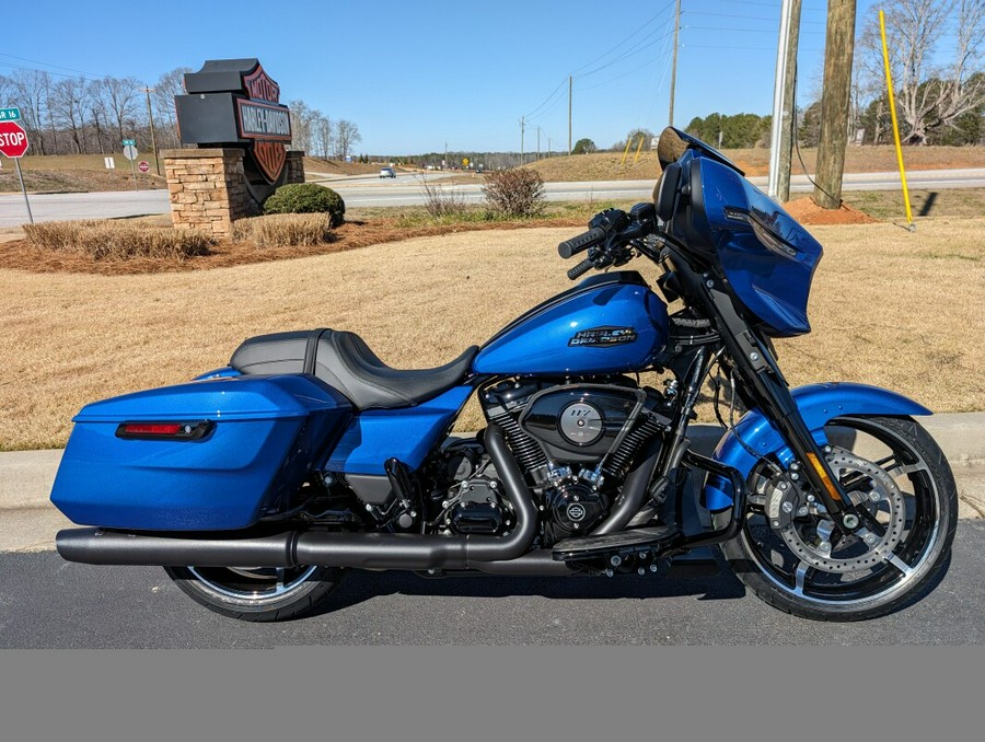 2024 Harley-Davidson Street Glide® Blue Burst