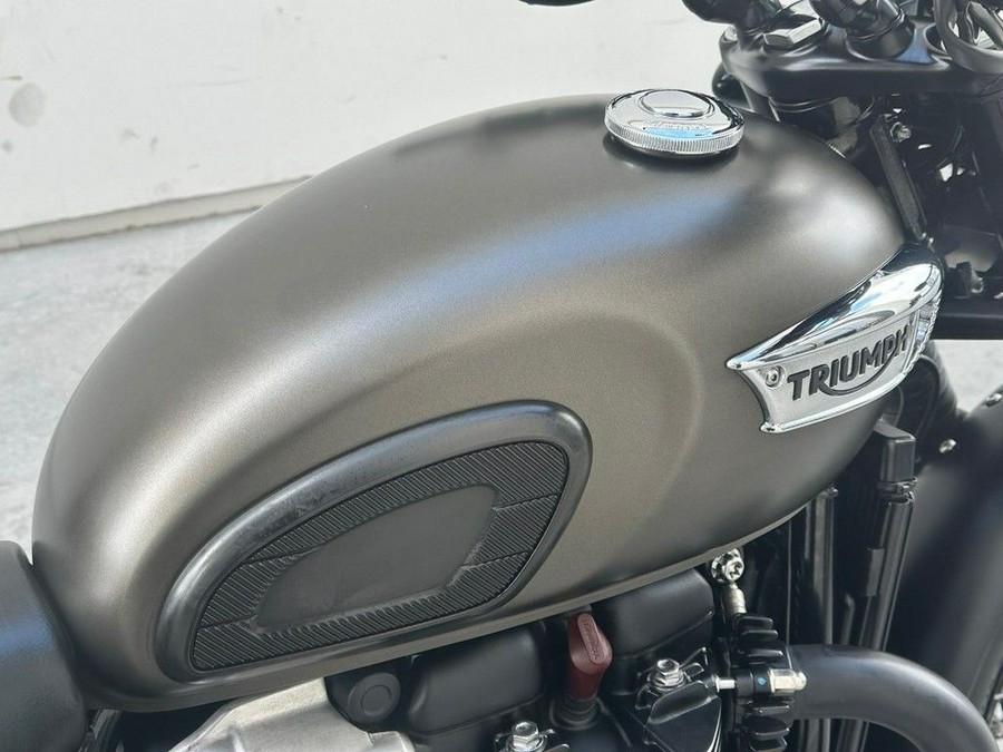 2020 Triumph Bonneville T100 Black Matte Irostone/Matte Black