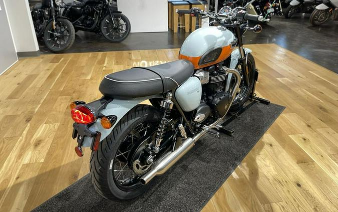 2023 Triumph BONNEVILLE T100 Meriden Blue Tangerine