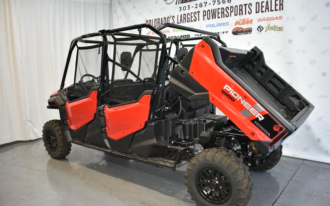 2023 Honda Pioneer 1000-6 Crew Deluxe