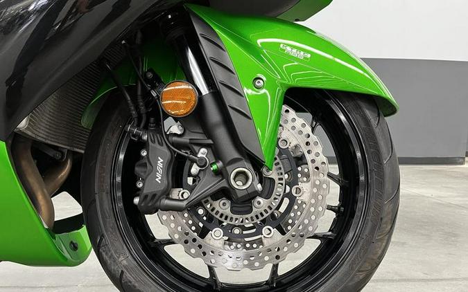 2015 Kawasaki Ninja® ZX™-14R ABS 30th Anniversary