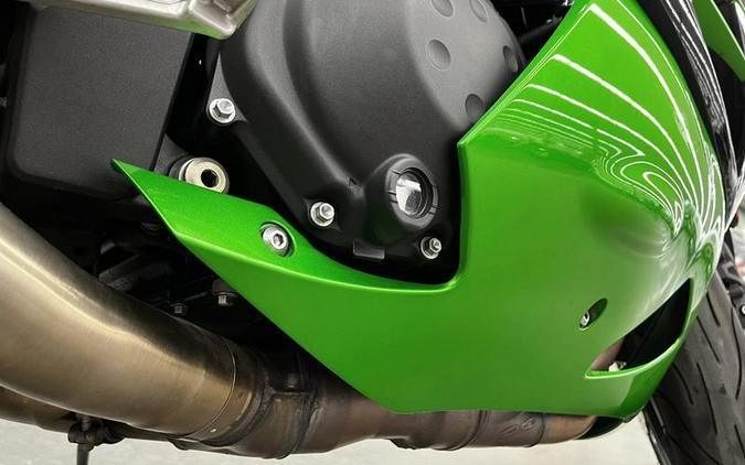 2015 Kawasaki Ninja® ZX™-14R ABS 30th Anniversary