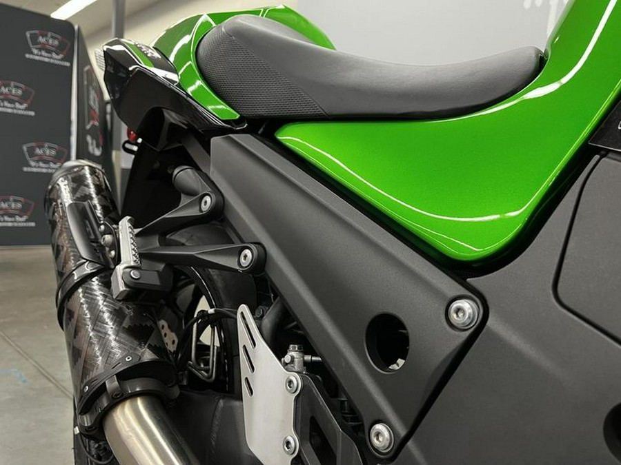 2015 Kawasaki Ninja® ZX™-14R ABS 30th Anniversary