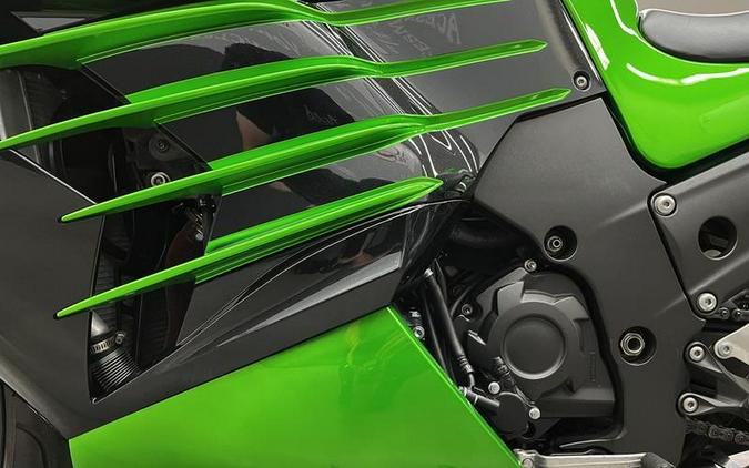 2015 Kawasaki Ninja® ZX™-14R ABS 30th Anniversary