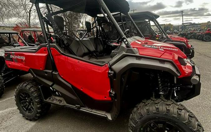 2025 Honda® Pioneer 1000 Deluxe