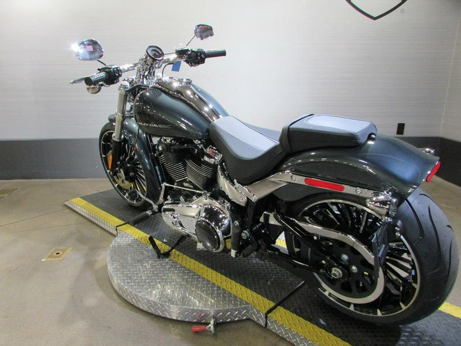 2026 Harley-Davidson® FXBR - Breakout®