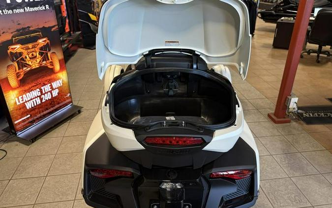2026 Can-Am® Spyder RT Sea-to-Sky