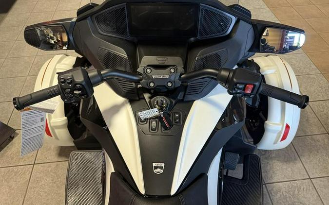 2026 Can-Am® Spyder RT Sea-to-Sky