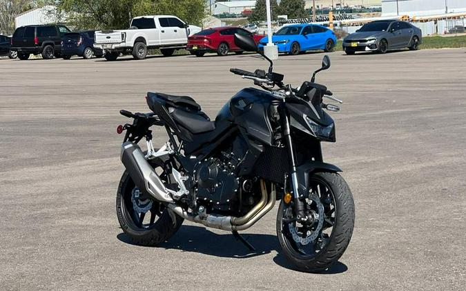2025 Honda® CB750 HORNET Base