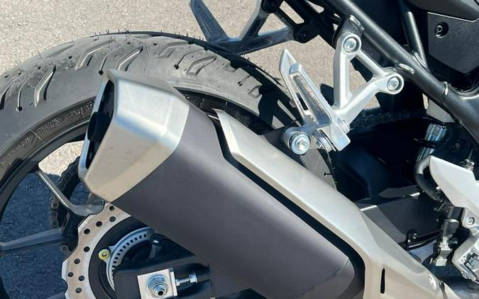 2025 Honda® CB750 HORNET Base