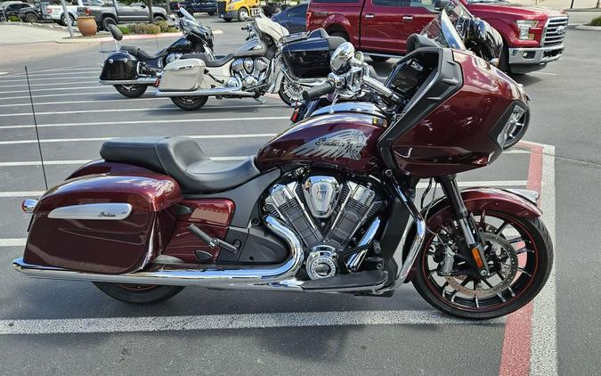 2023 Indian Motorcycle® Challenger® Limited Maroon Metallic