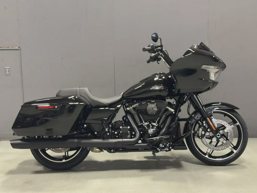 FLTRX 2025 Road Glide®