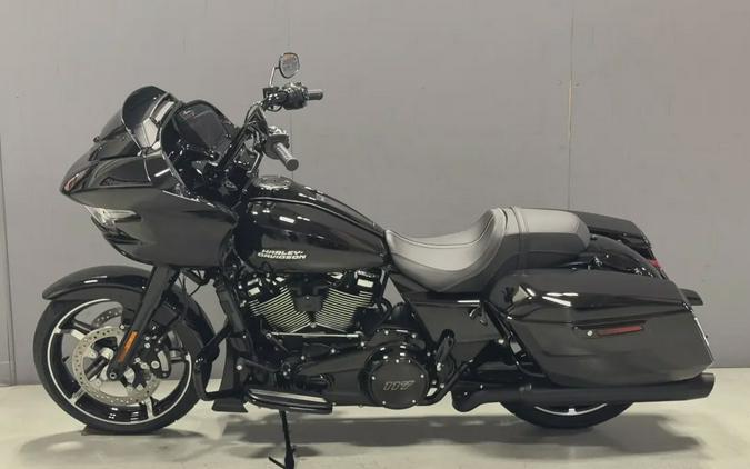 FLTRX 2025 Road Glide®