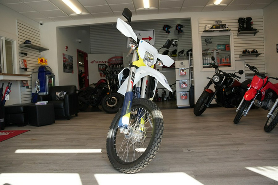 2024 Husqvarna Motorcycles FE 350 S
